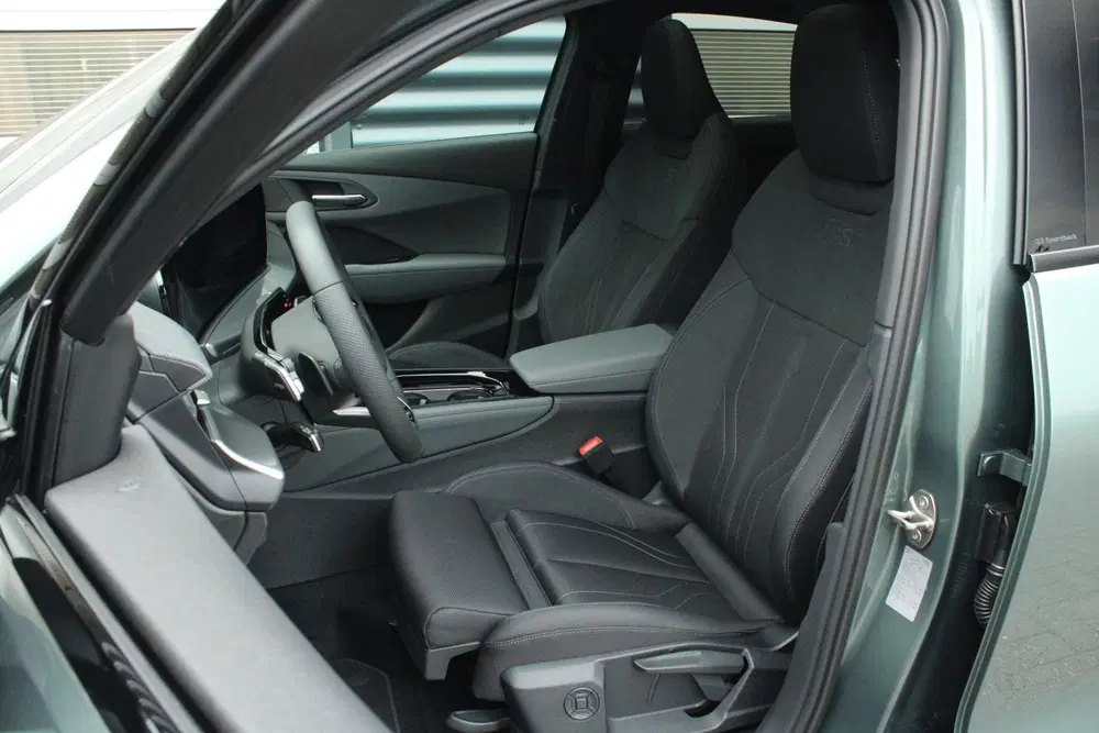Audi Q3 1.5 272pk e-hybrid S edition uit 2026, foto 4