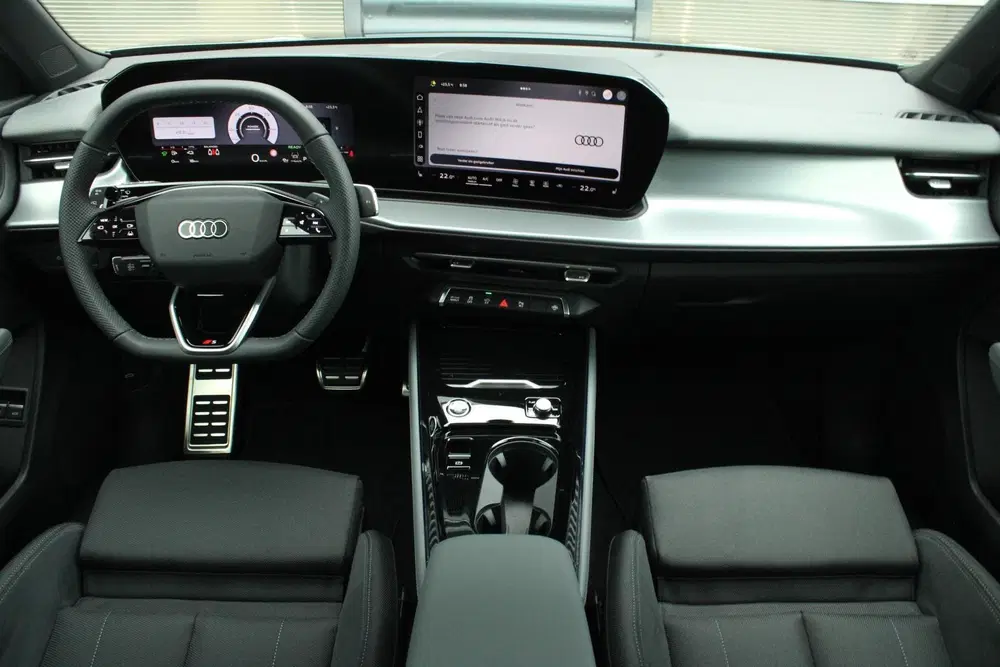 Audi Q3 1.5 272pk e-hybrid S edition uit 2026, foto 5