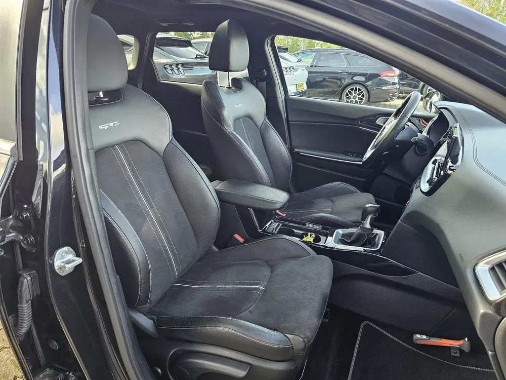 Kia Ceed 1.5 T-GDi GT-Line 160 pk uit 2021, foto 10