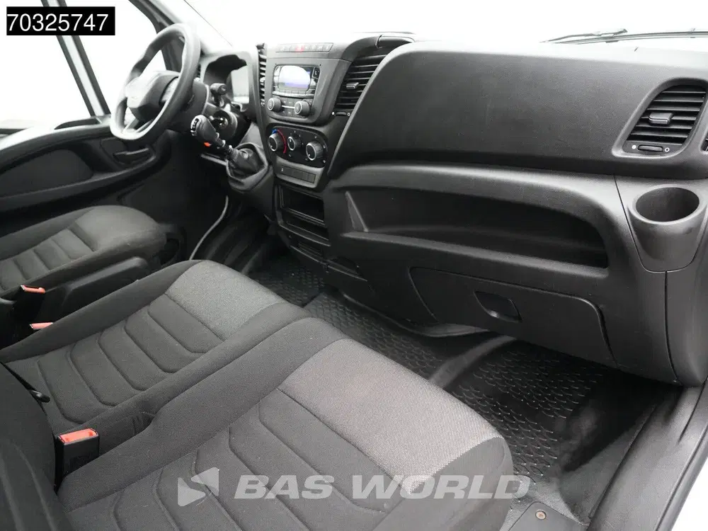 Iveco Daily 3.0L Laadklep Dubbellucht Bakwagen 160PK M uit 2024, foto 10
