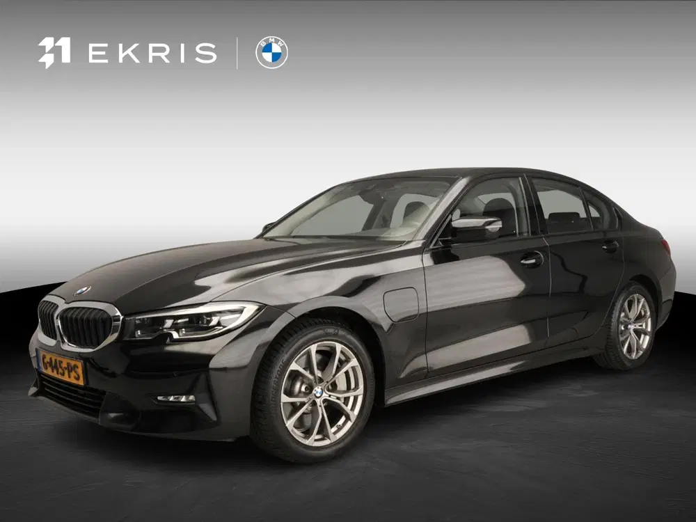BMW 3-serie Sedan 330e uit 2019