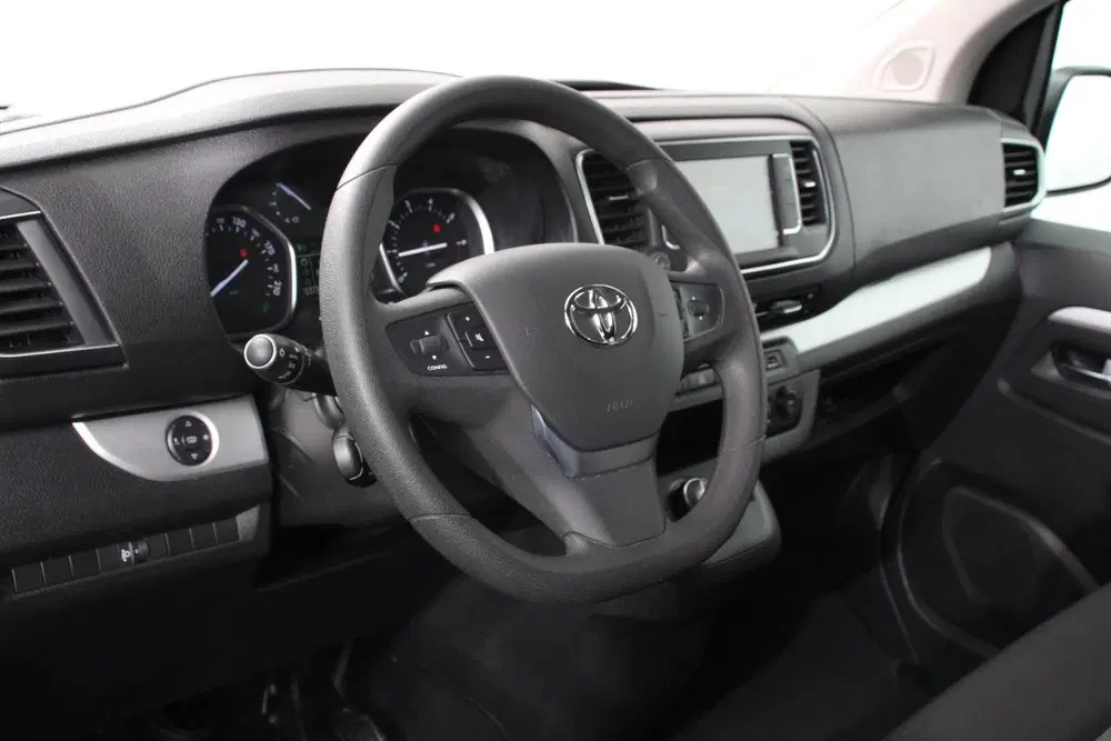 Toyota Proace 2.0 145pk L3H1 Automaat Cool 9persoons uit 2022, foto 2