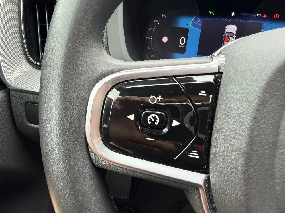 Volvo XC60 2.0 T6 Plug-in hybrid AWD Plus Black Editi uit 2024, foto 8
