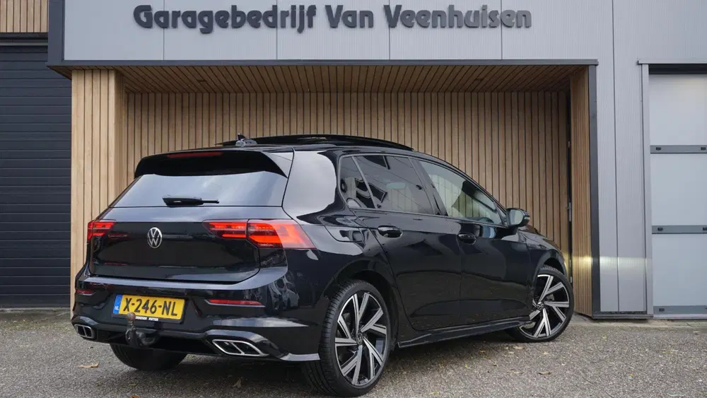 Volkswagen Golf 1.5 eTSI 150pk 3x R-Line Pano.Dak Harman uit 2023, foto 6