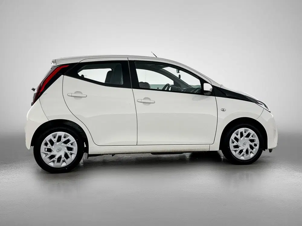 Toyota Aygo 1.0 VVT-i x-play 1e Eigenaar uit 2021, foto 4
