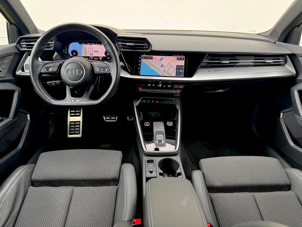 Audi A3 35 TFSI S-Line B&O Adapt Cruise Standkache uit 2022, foto 3