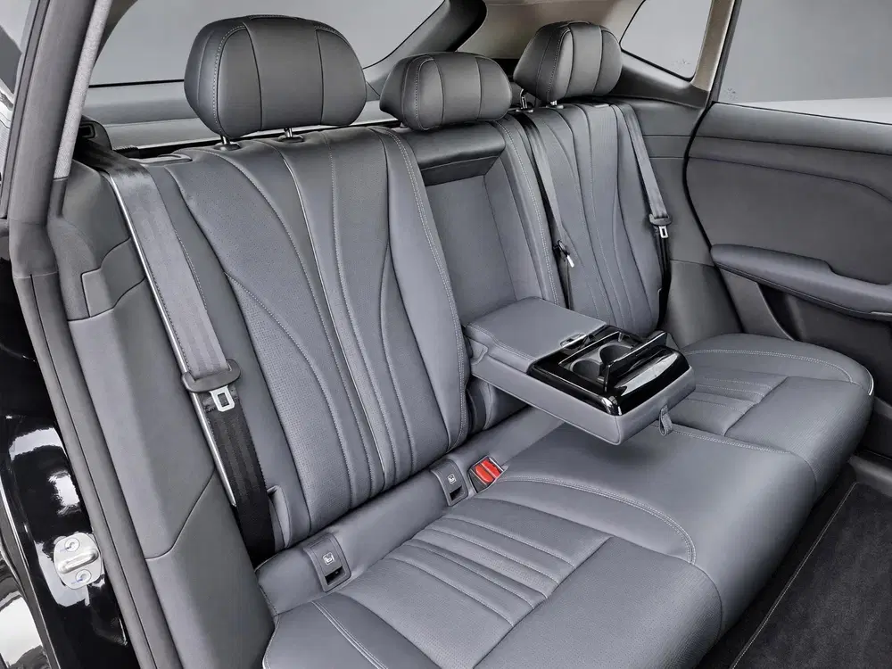 Voyah Courage Business Edition 80 kWh uit 2026, foto 8
