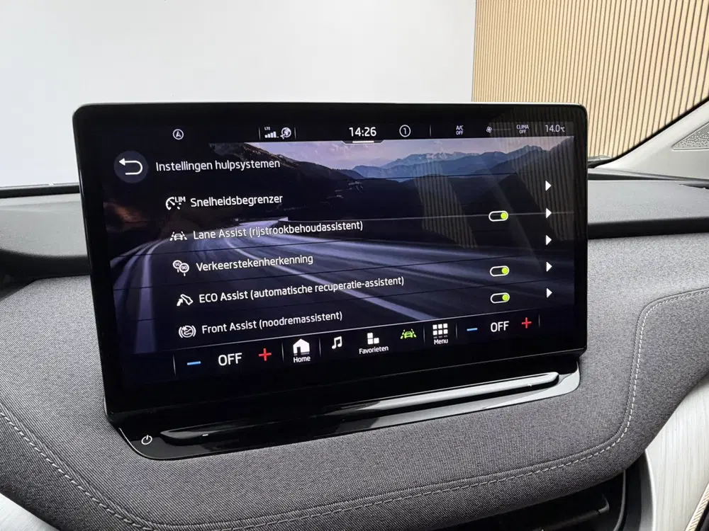 Skoda Enyaq 60 SOH 94 uit 2023, foto 10