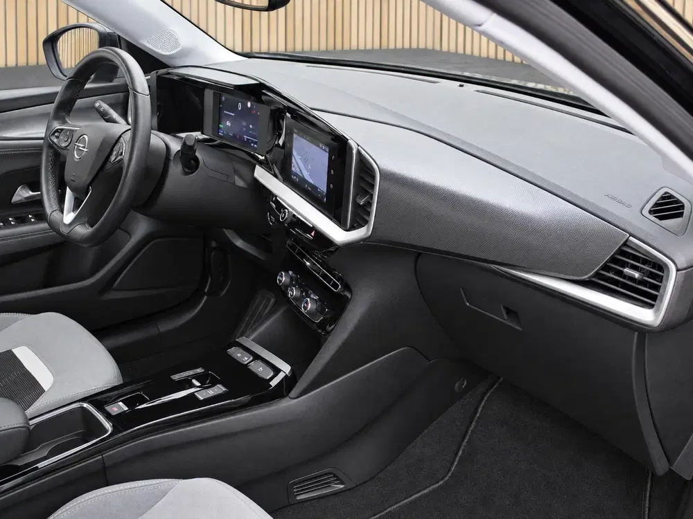 Opel Mokka Business Elegance 50-kWh uit 2022, foto 13