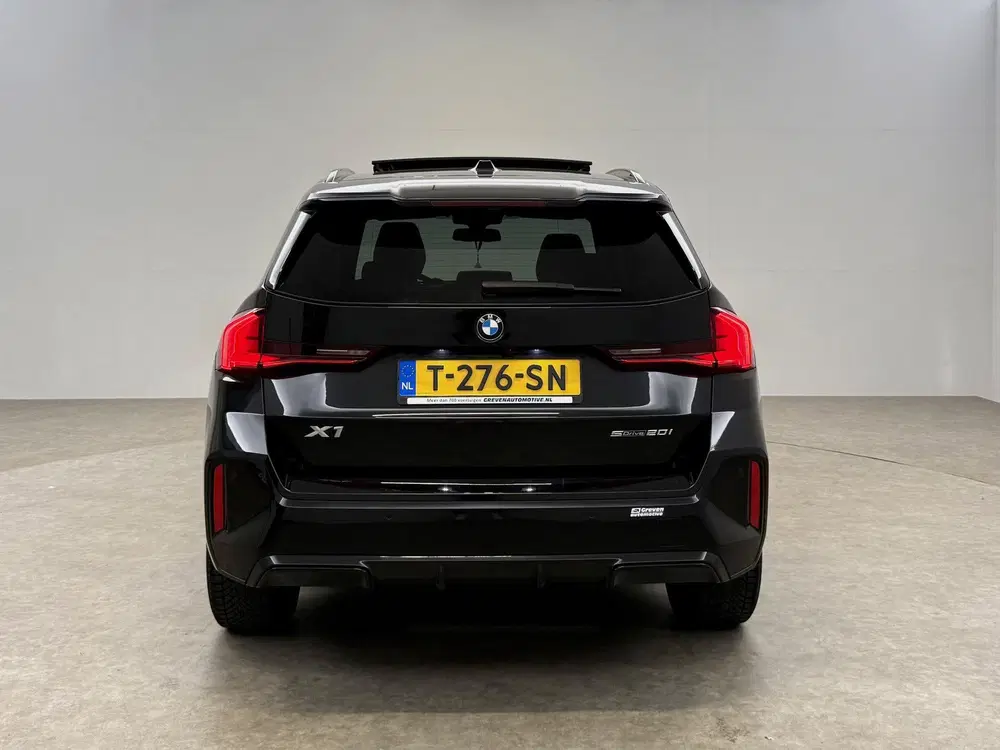 BMW X1 sDrive20i M-Sport uit 2023, foto 12