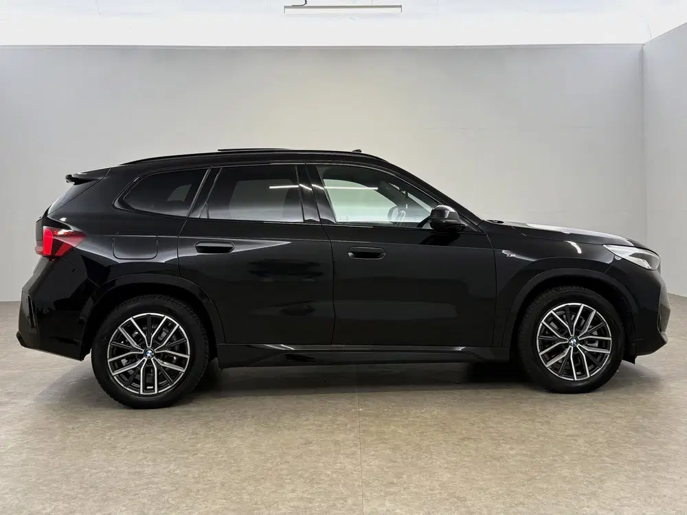 BMW X1 sDrive20i M-Sport uit 2023, foto 8