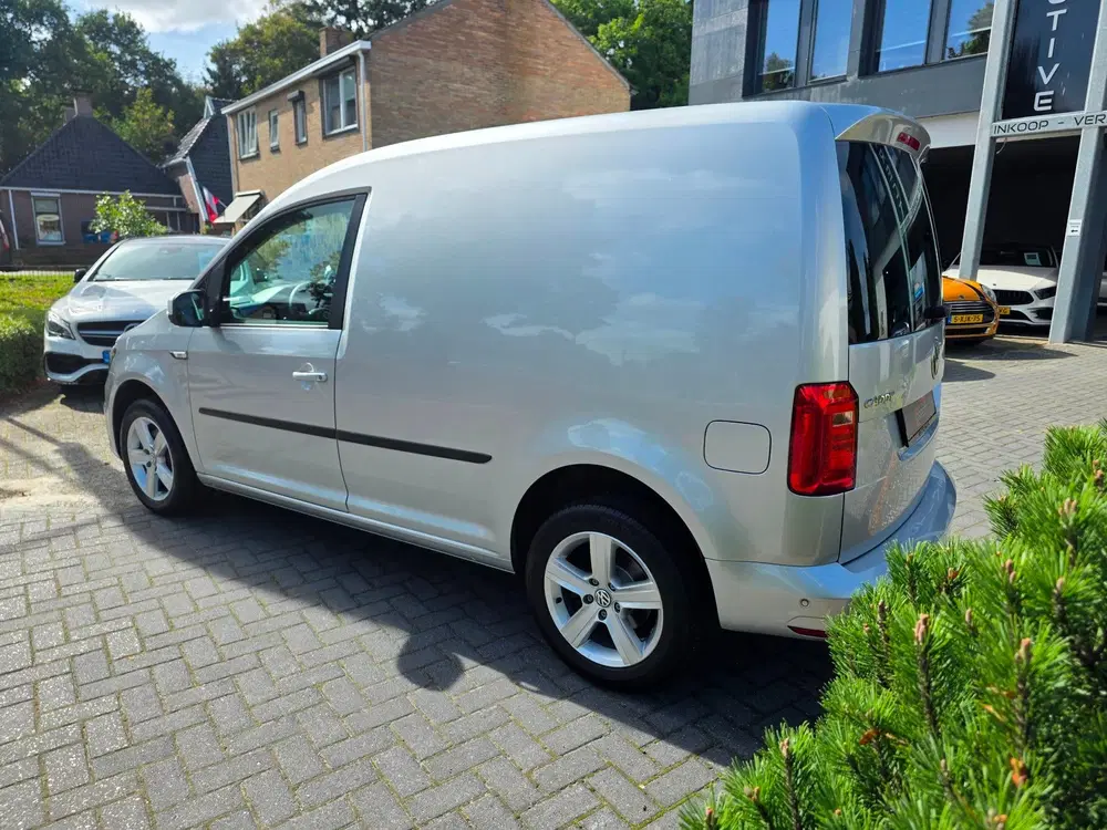 Volkswagen Caddy 1.4 TSI Automaat C-Edition uit 2020, foto 12