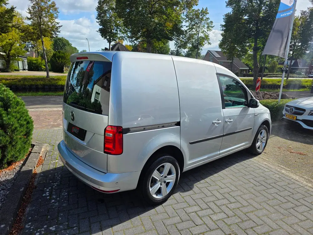 Volkswagen Caddy 1.4 TSI Automaat C-Edition uit 2020, foto 7