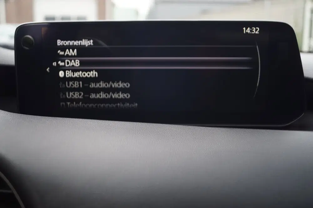 Mazda 3 2.0 e-SkyActiv-G M Hybrid 150 Exclusive-li uit 2024, foto 15