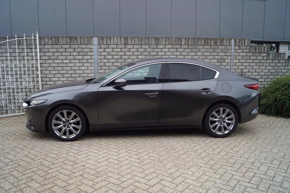 Mazda 3 2.0 e-SkyActiv-G M Hybrid 150 Exclusive-li uit 2024, foto 2
