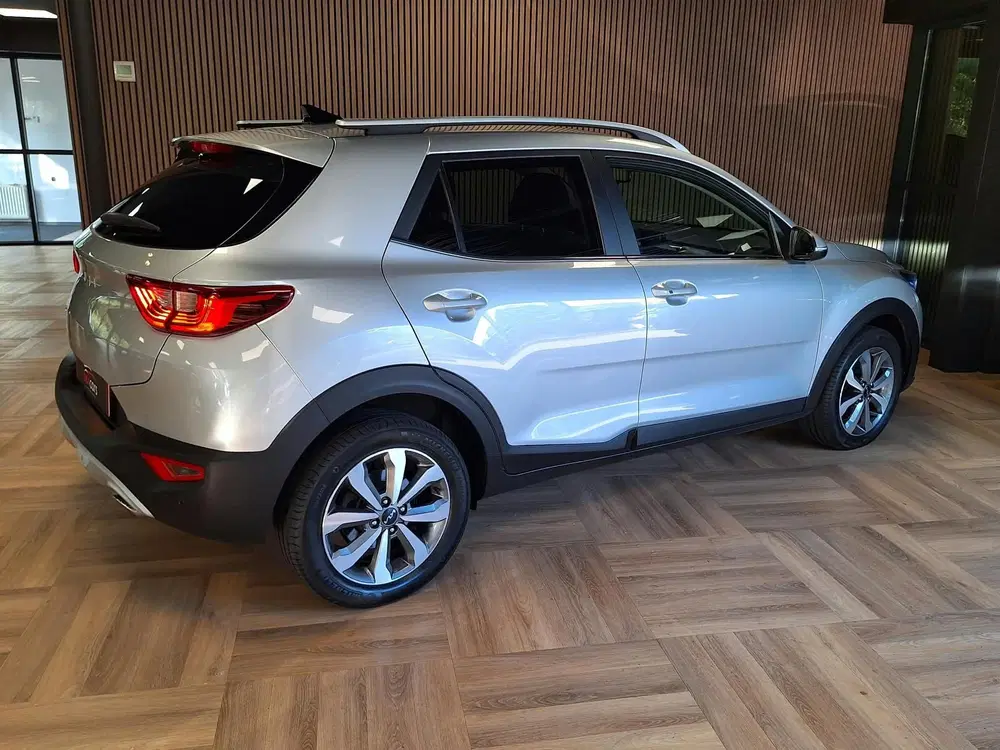 Kia Stonic 1.0 T-GDi MHEV DynamicLine uit 2022, foto 10