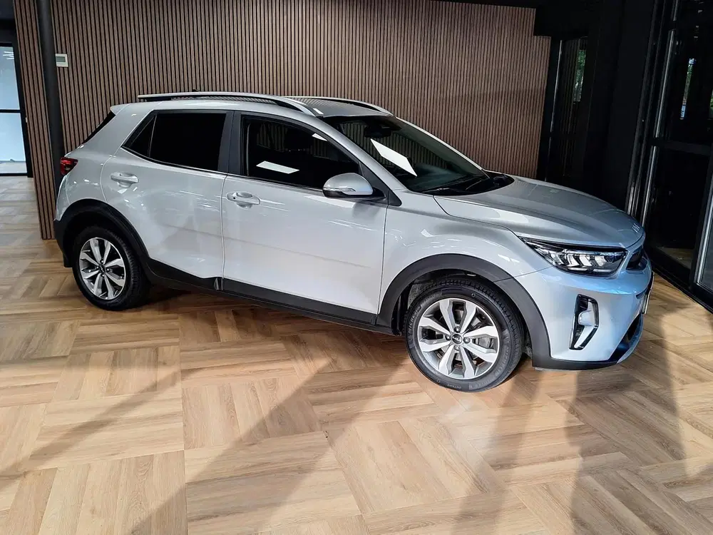 Kia Stonic 1.0 T-GDi MHEV DynamicLine uit 2022, foto 7