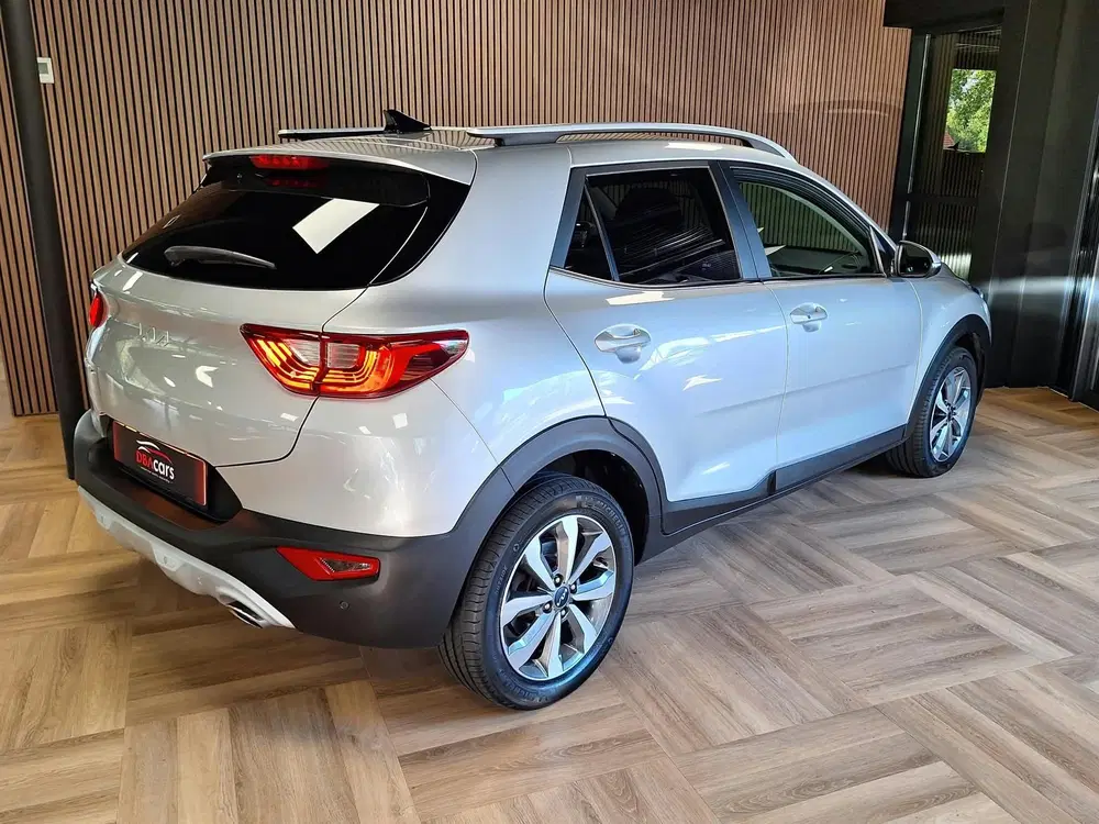 Kia Stonic 1.0 T-GDi MHEV DynamicLine uit 2022, foto 9