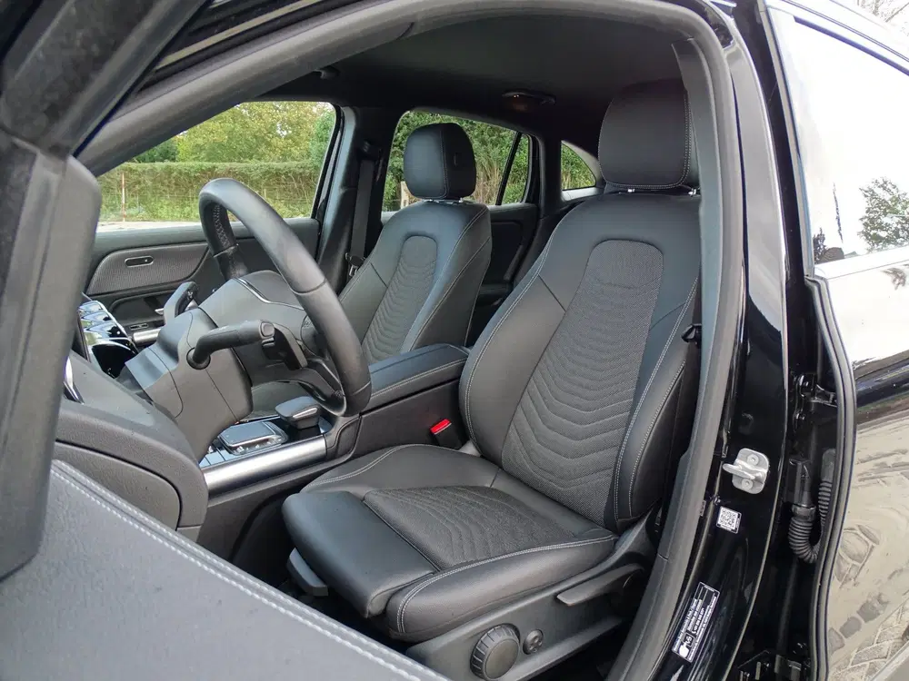 Mercedes-Benz EQA 250+ Business Line 71 kWh uit 2023, foto 3