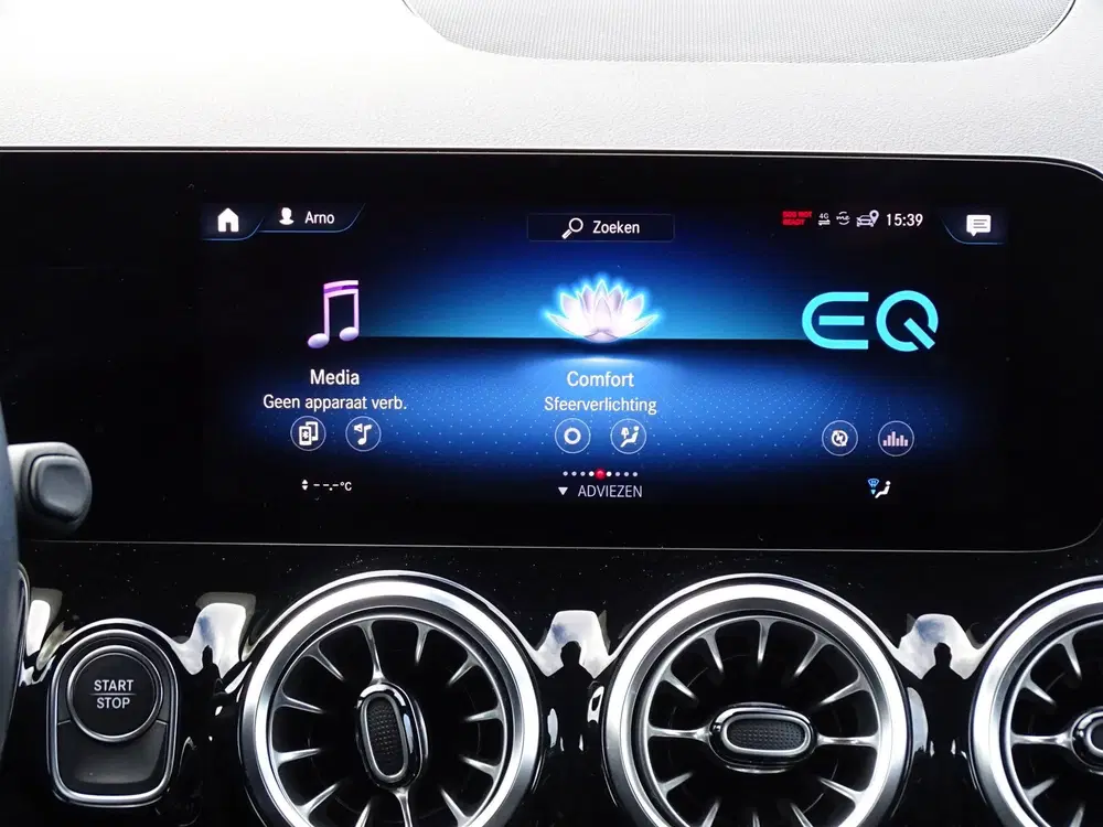 Mercedes-Benz EQA 250+ Business Line 71 kWh uit 2023, foto 9