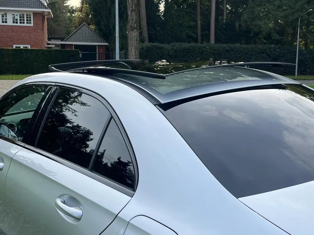 Mercedes-Benz A-Klasse 250 e Business Solution AMG Limited uit 2021, foto 13