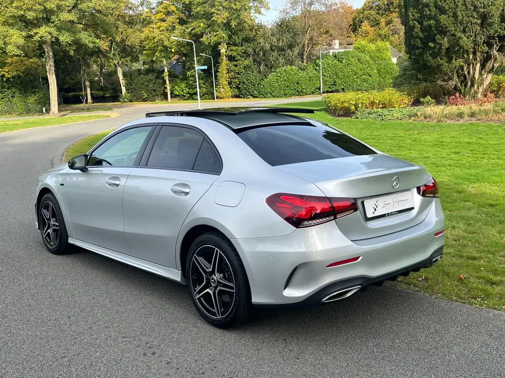 Mercedes-Benz A-Klasse 250 e Business Solution AMG Limited uit 2021, foto 5