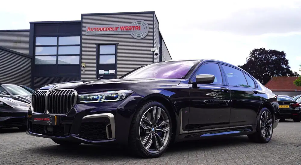 BMW 7-serie M760Li xDrive High Executive uit 2020