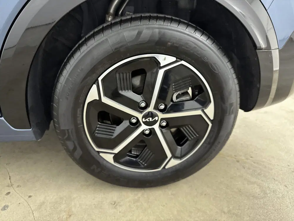 Kia Niro 1.6 GDi Hybrid DynamicLine uit 2024, foto 11
