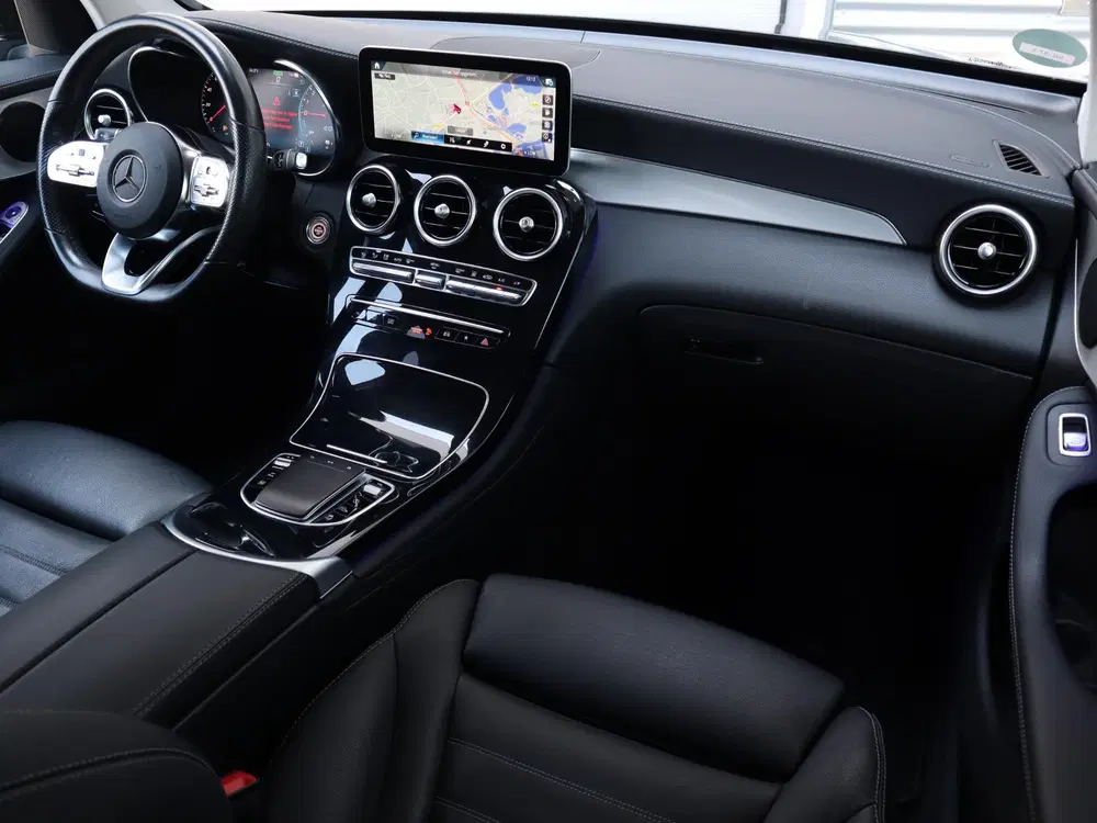 Mercedes-Benz GLC 300e 4MATIC Business Solution AMG l uit 2021, foto 3
