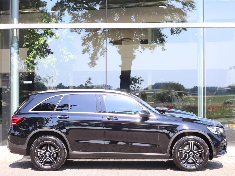 Mercedes-Benz GLC 300e 4MATIC Business Solution AMG l uit 2021, foto 5