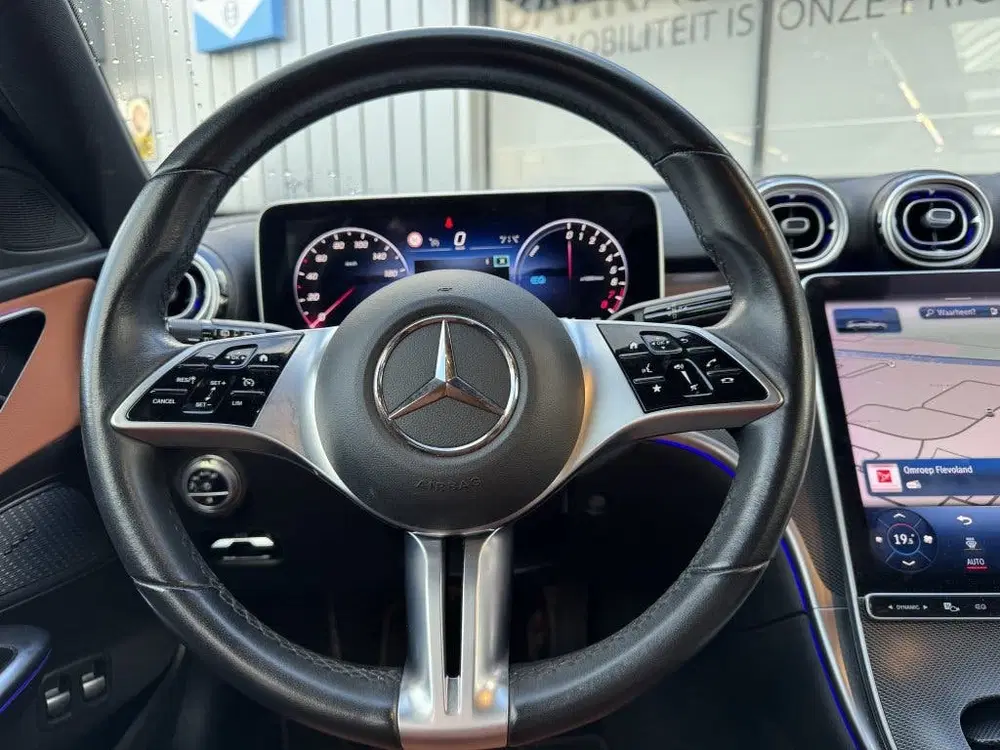 Mercedes-Benz C-Klasse 300 e Luxury Line uit 2022, foto 6