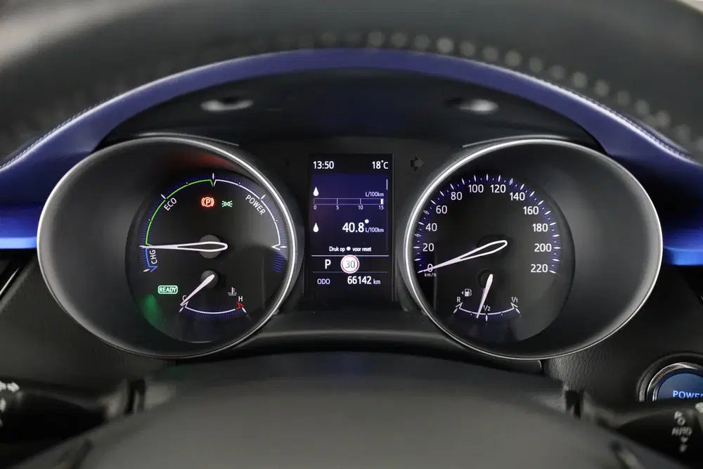 Toyota C-HR 2.0 Hybrid Bi-Tone uit 2020, foto 5