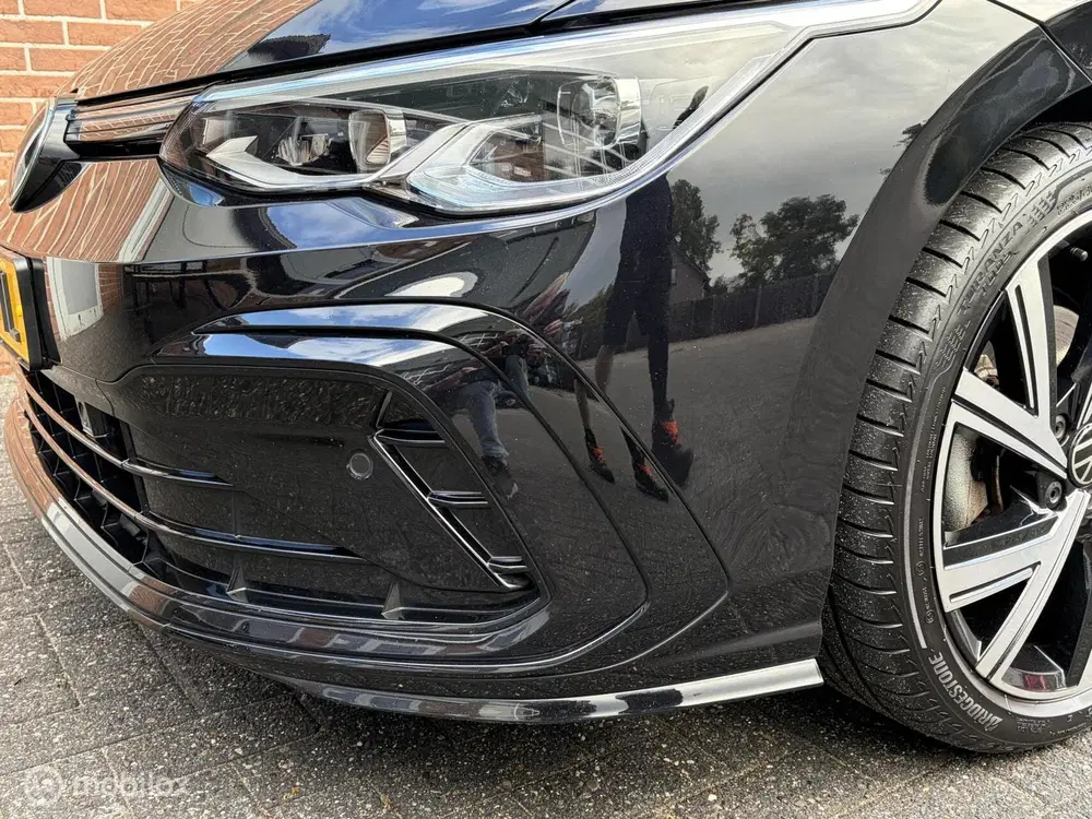 Volkswagen Golf 1.5 eTSI R-Line Business uit 2023, foto 15