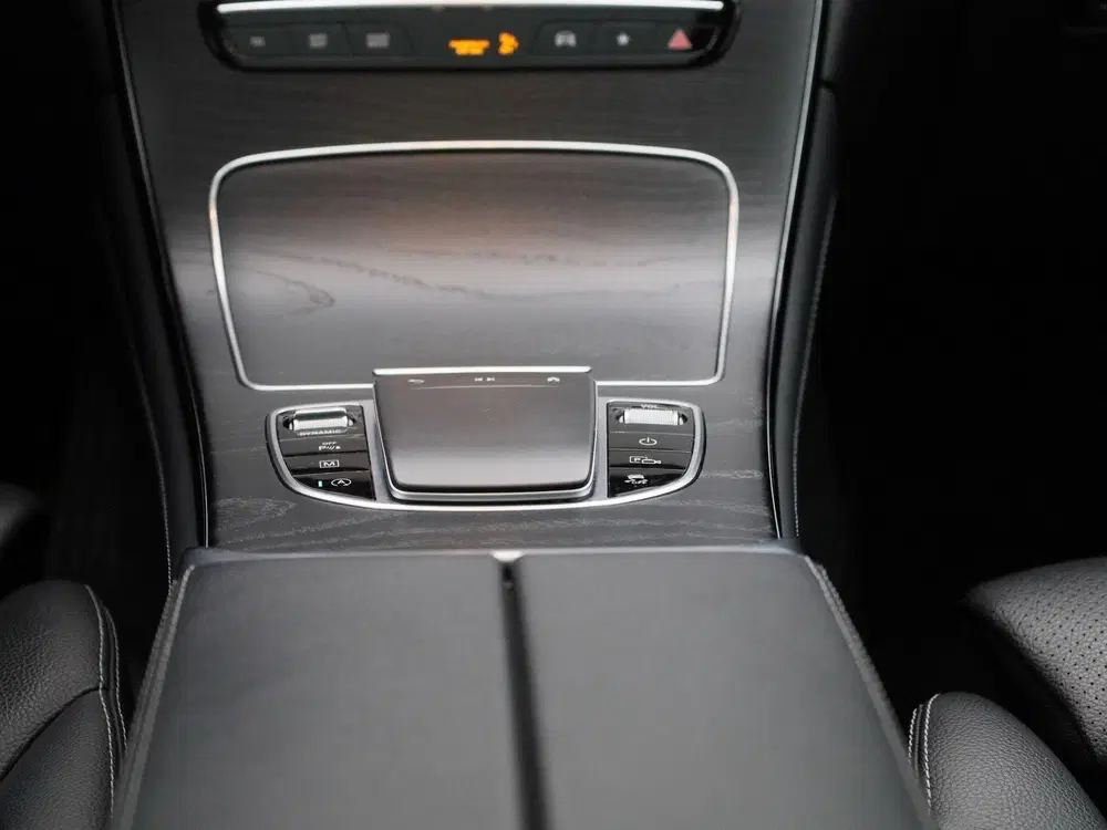 Mercedes-Benz GLC 200 4MATIC Business Solution uit 2020, foto 10
