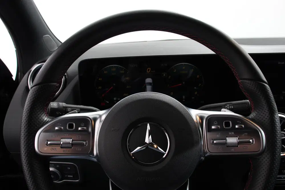 Mercedes-Benz GLA 200 Automaat AMG Line Navigatie Cli uit 2021, foto 12