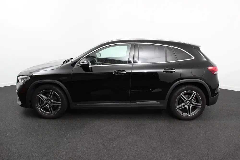 Mercedes-Benz GLA 200 Automaat AMG Line Navigatie Cli uit 2021, foto 8