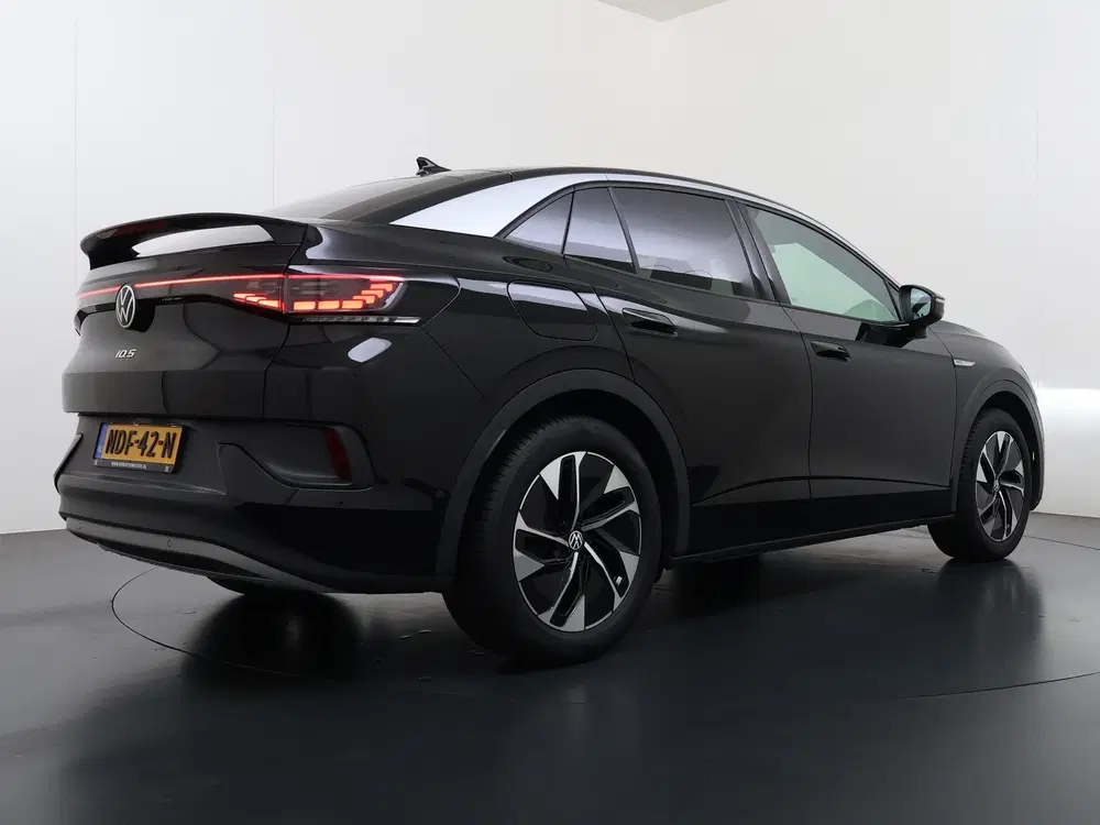 Volkswagen ID.5 Pro 77 kWh PANORAMADAK uit 2023, foto 9