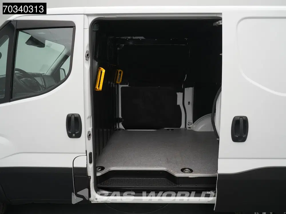 Iveco Daily Airco Trekhaak Cruise control uit 2024, foto 10