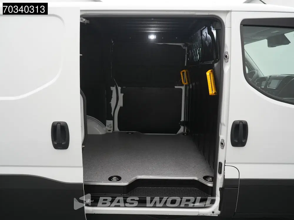 Iveco Daily Airco Trekhaak Cruise control uit 2024, foto 11