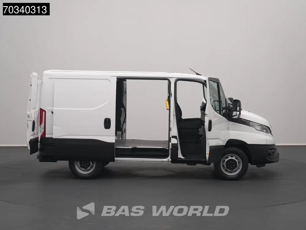 Iveco Daily Airco Trekhaak Cruise control uit 2024, foto 8