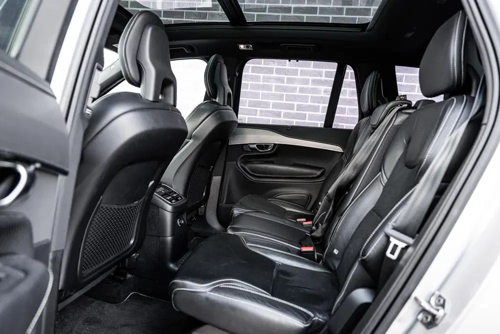 Volvo XC90 2.0 T8 Twin Engine AWD R-Design uit 2020, foto 10