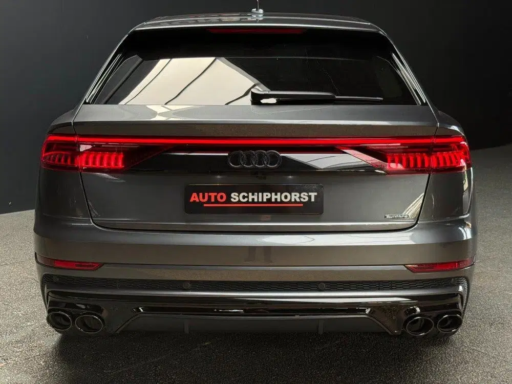 Audi Q8 55 TFSIe S-LINE volleer Luchtvering trekha uit 2023, foto 14