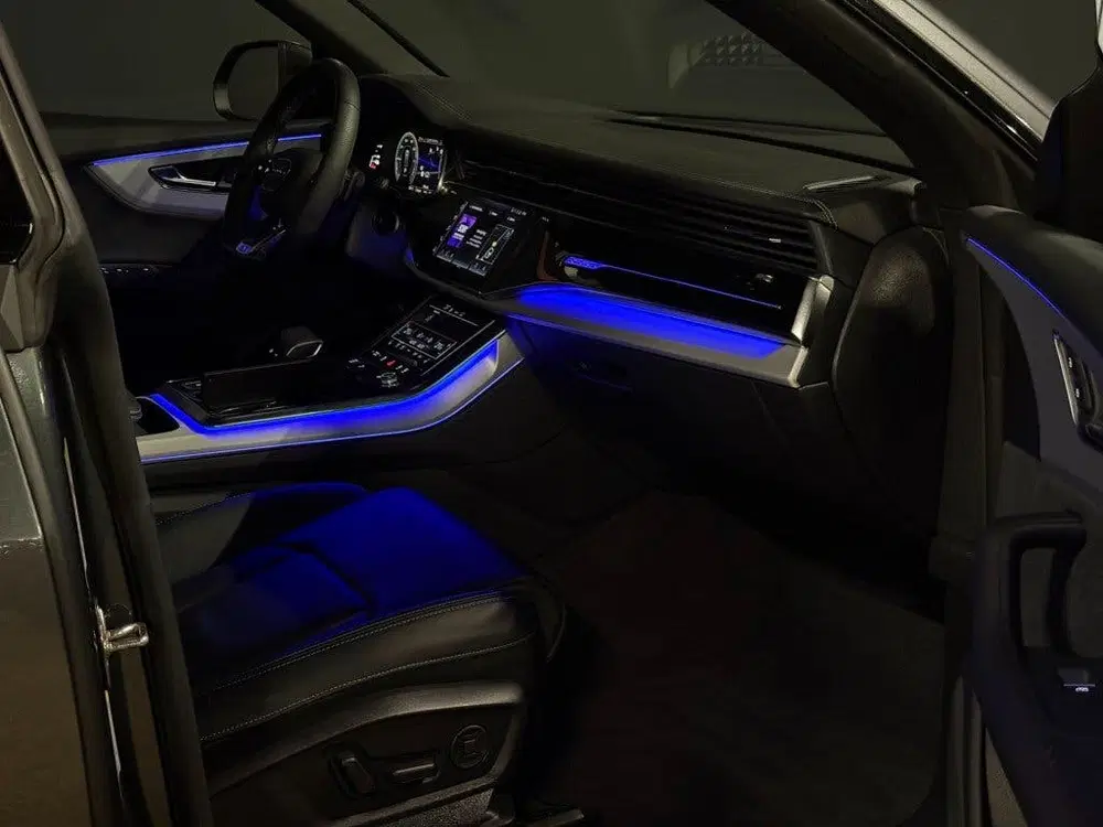 Audi Q8 55 TFSIe S-LINE volleer Luchtvering trekha uit 2023, foto 2