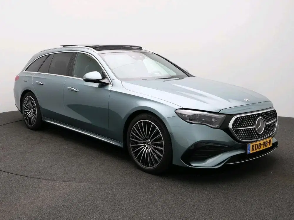Mercedes-Benz E-Klasse 300 e Sport Edition uit 2026, foto 4
