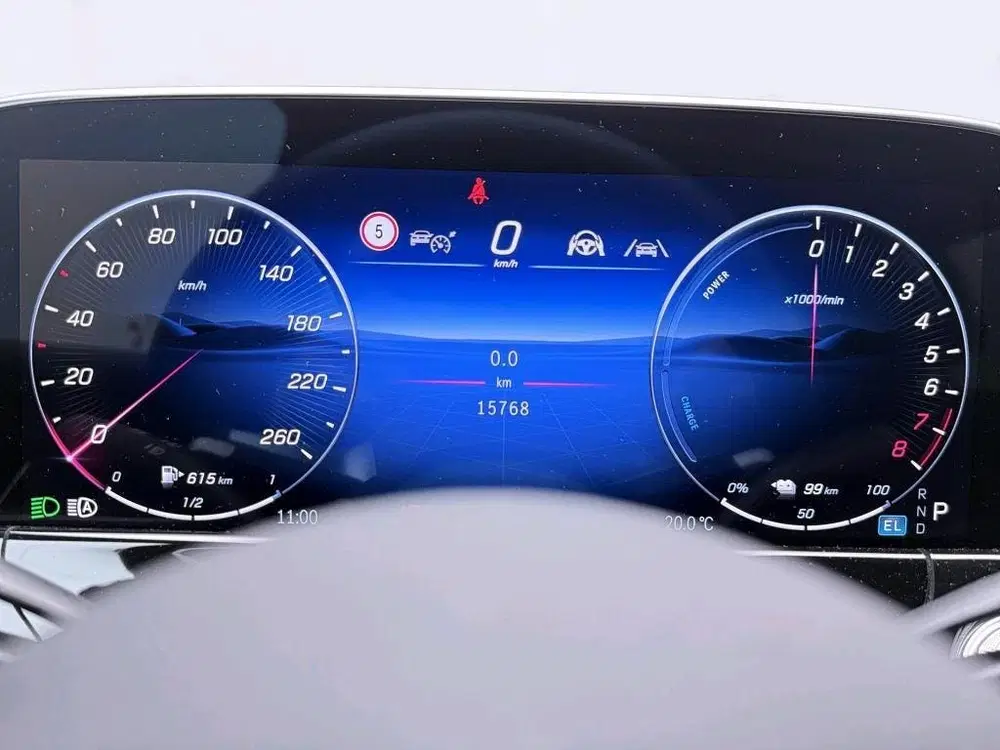 Mercedes-Benz E-Klasse 300 e Sport Edition uit 2026, foto 7