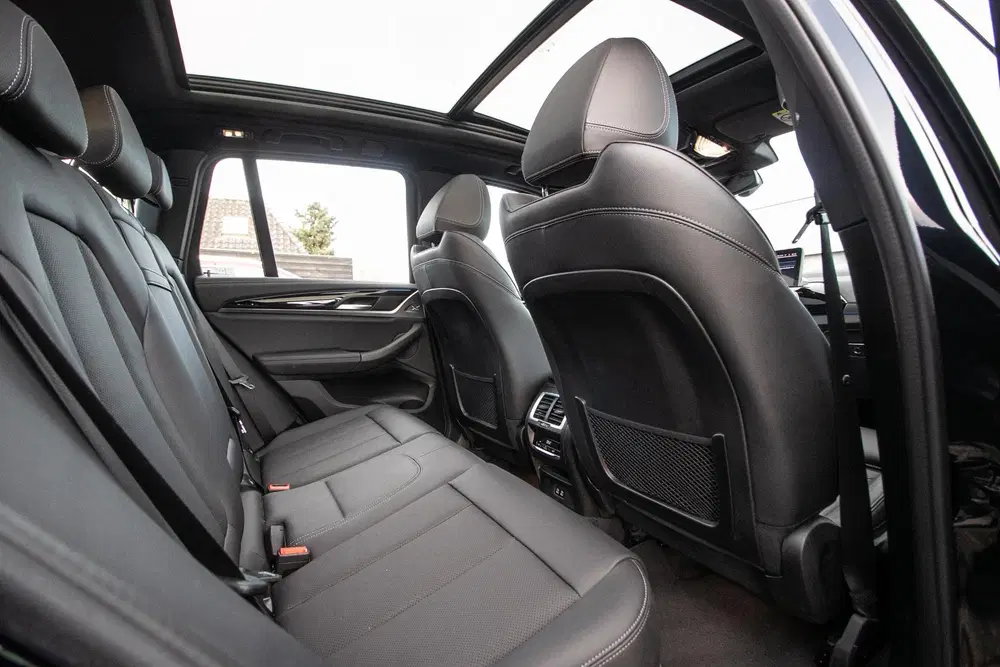 BMW iX3 Executive 80 kWh uit 2023, foto 7