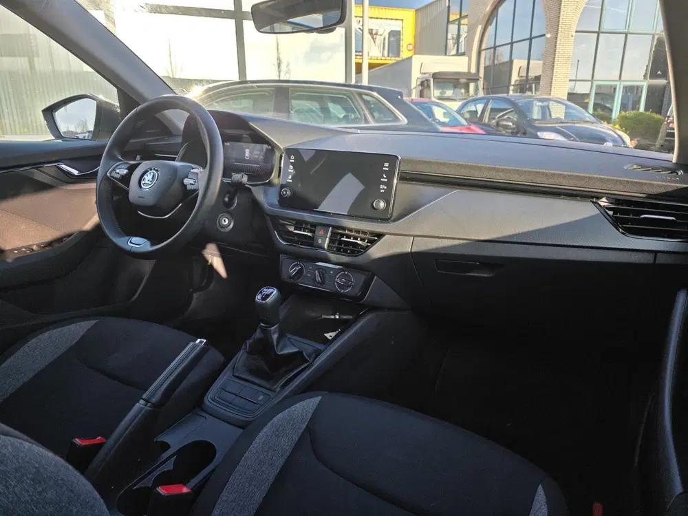 Skoda Scala 1.0 TSI Essence uit 2024, foto 14
