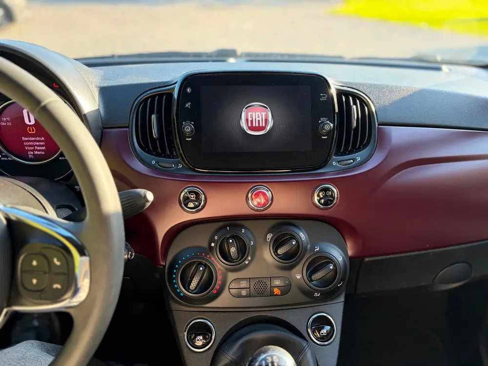 Fiat 500C 1.0 Hybrid Star uit 2020, foto 10