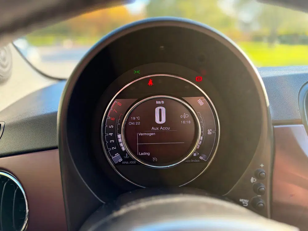 Fiat 500C 1.0 Hybrid Star uit 2020, foto 14