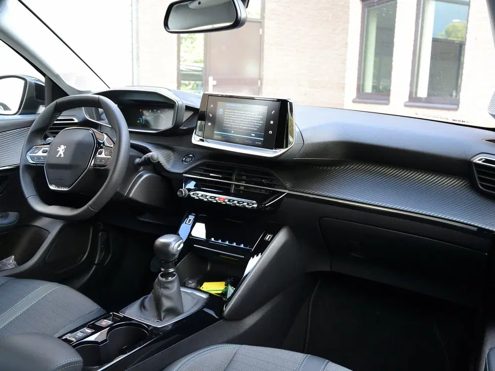 Peugeot 208 1.2 PureTech 100PK Allure Pack uit 2023, foto 11